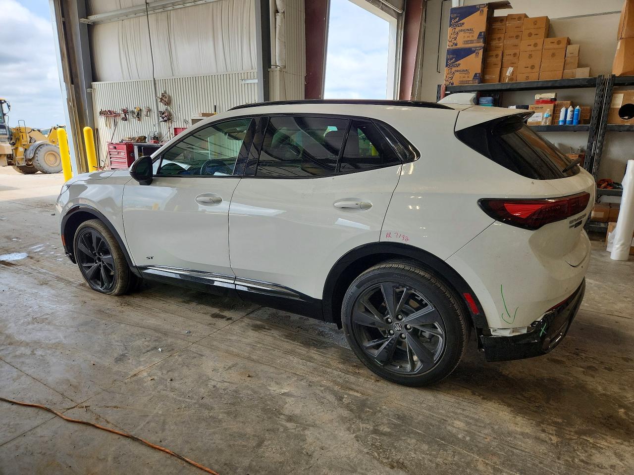 LRBFZLE4XSD037807 · 2025 BUICK ENVISION · 2/12