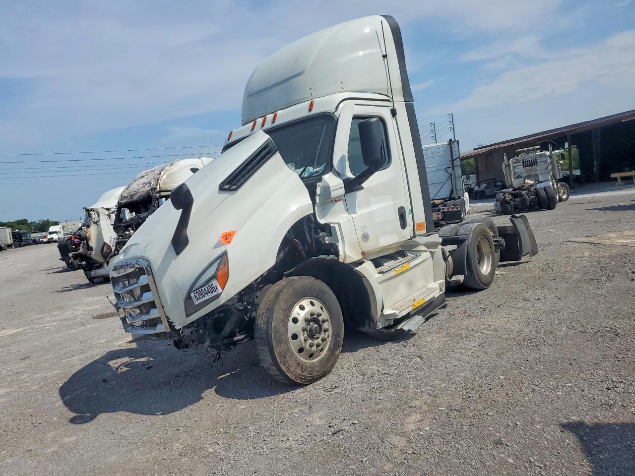 2023 FREIGHTLINER CASCADIA 126