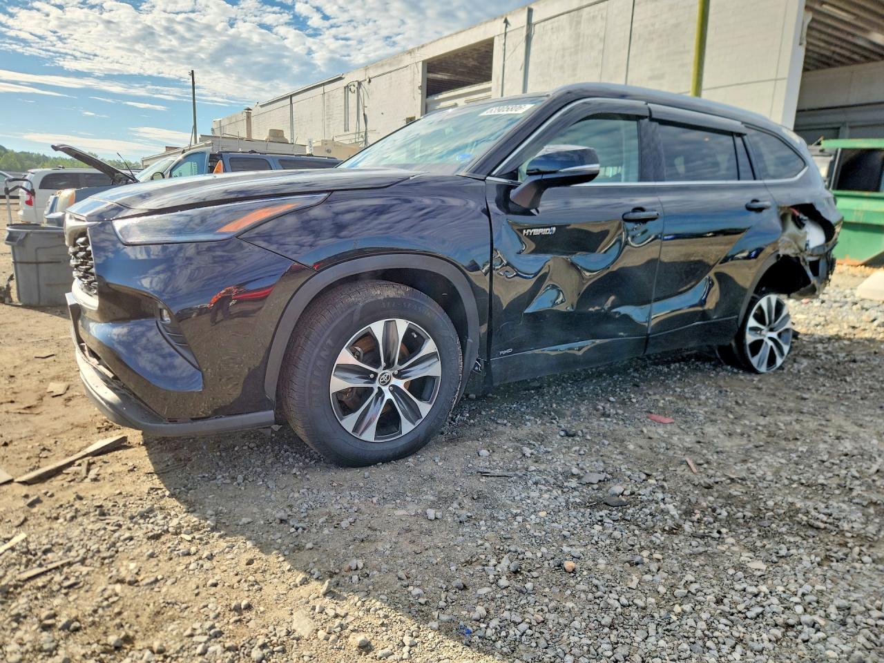 5TDHBRCH6MS521648 · 2021 TOYOTA HIGHLANDER