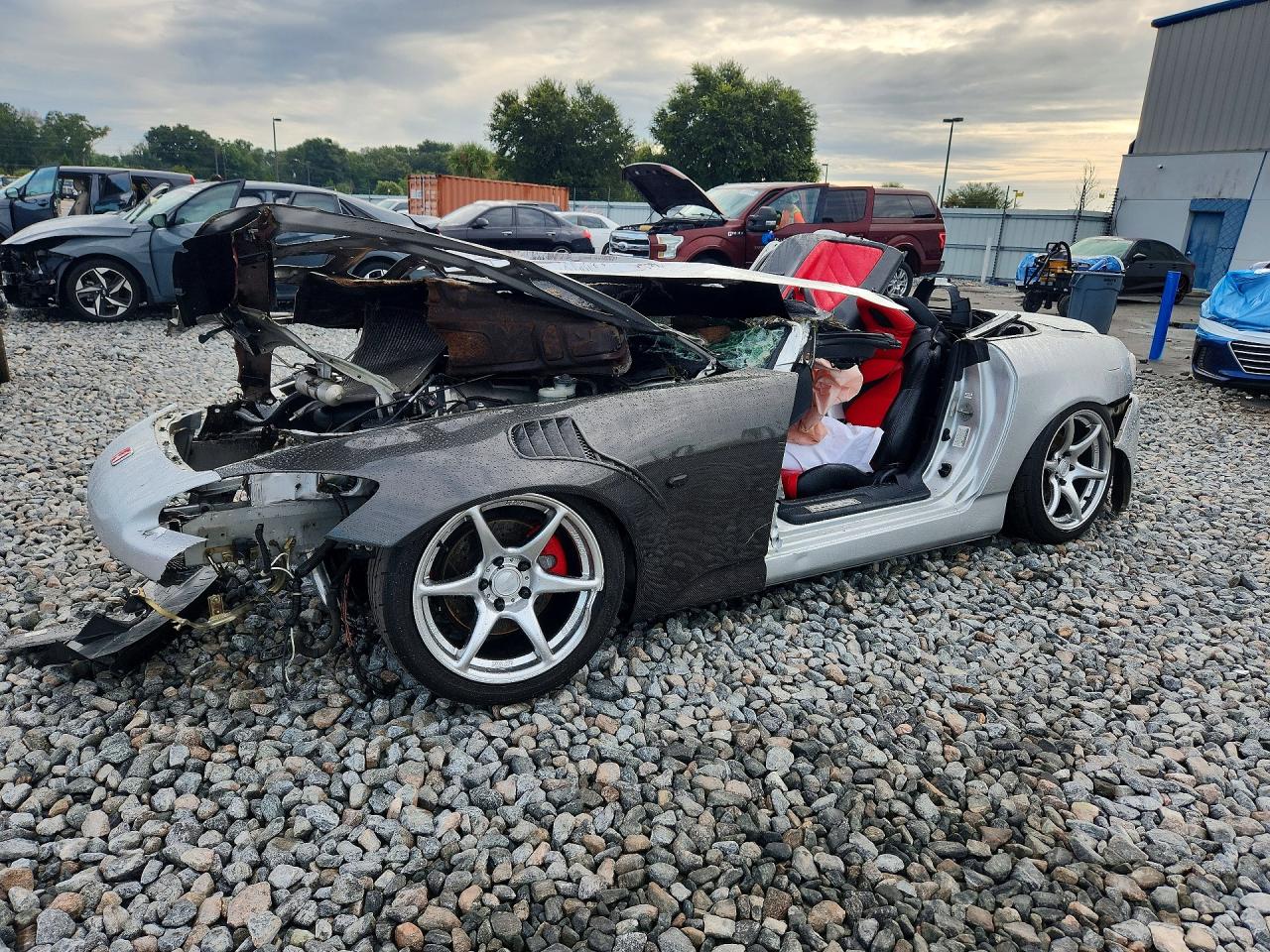 JHMAP11492T001932 · 2002 HONDA S2000