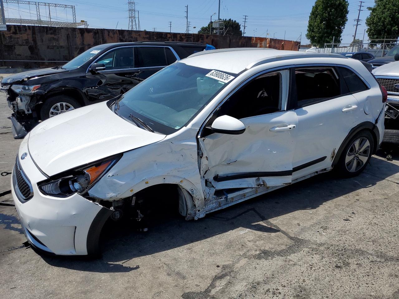 KNDCB3LC7K5246127 · 2019 KIA NIRO