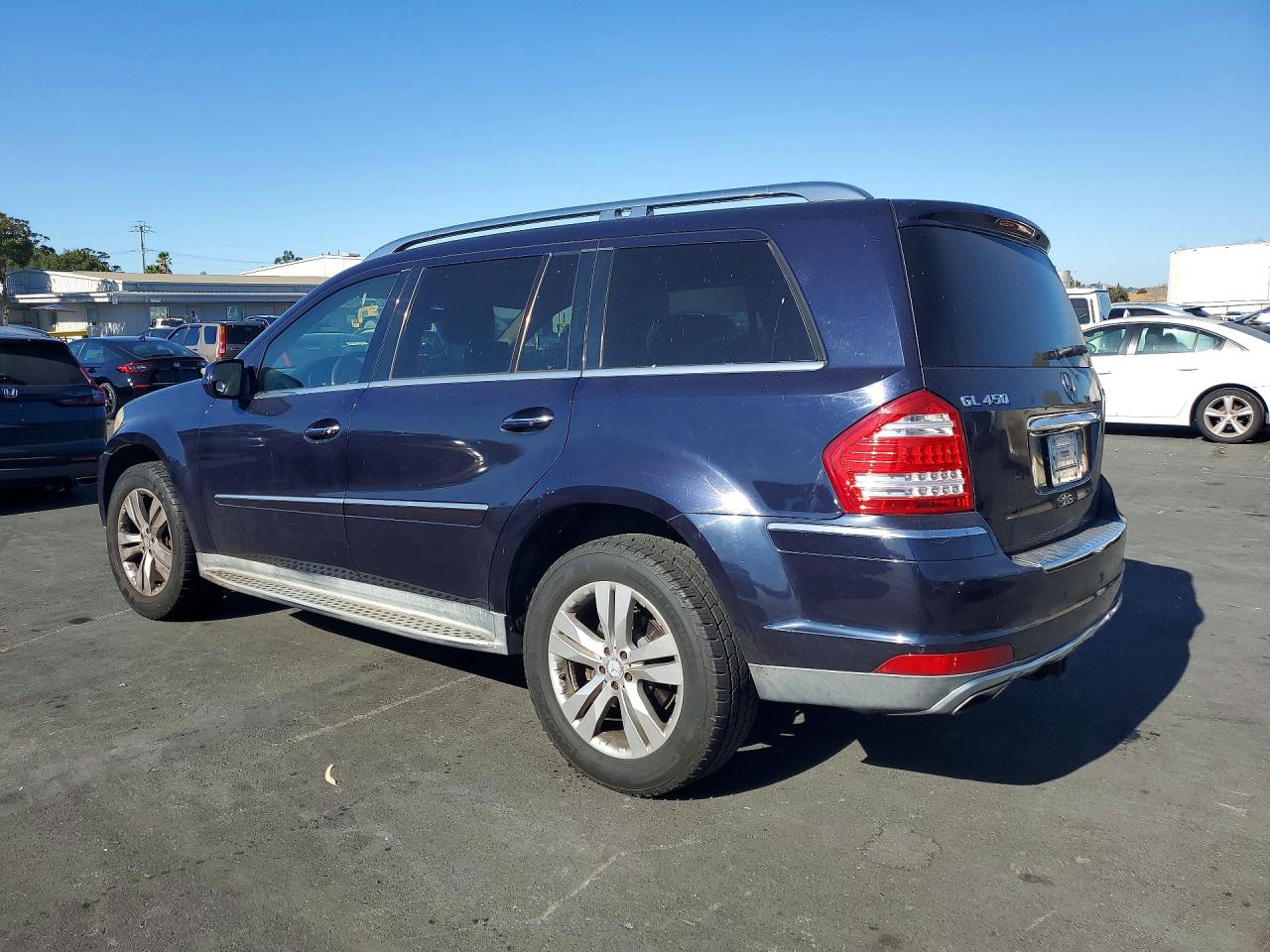 4JGBF7BE8AA587550 · 2010 MERCEDES-BENZ GL · 2/13
