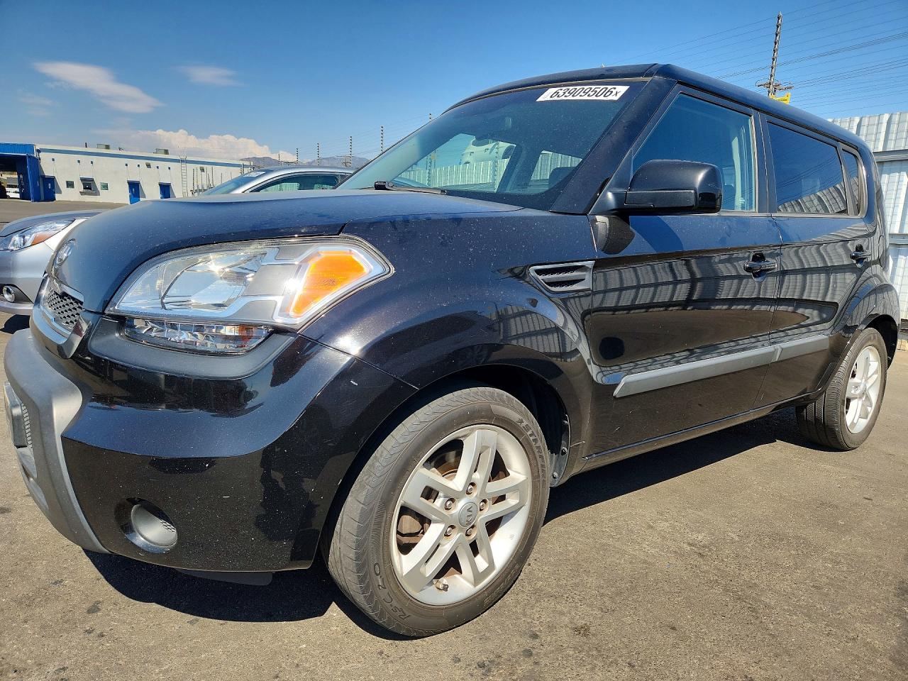 KNDJT2A2XB7343688 · 2011 KIA SOUL