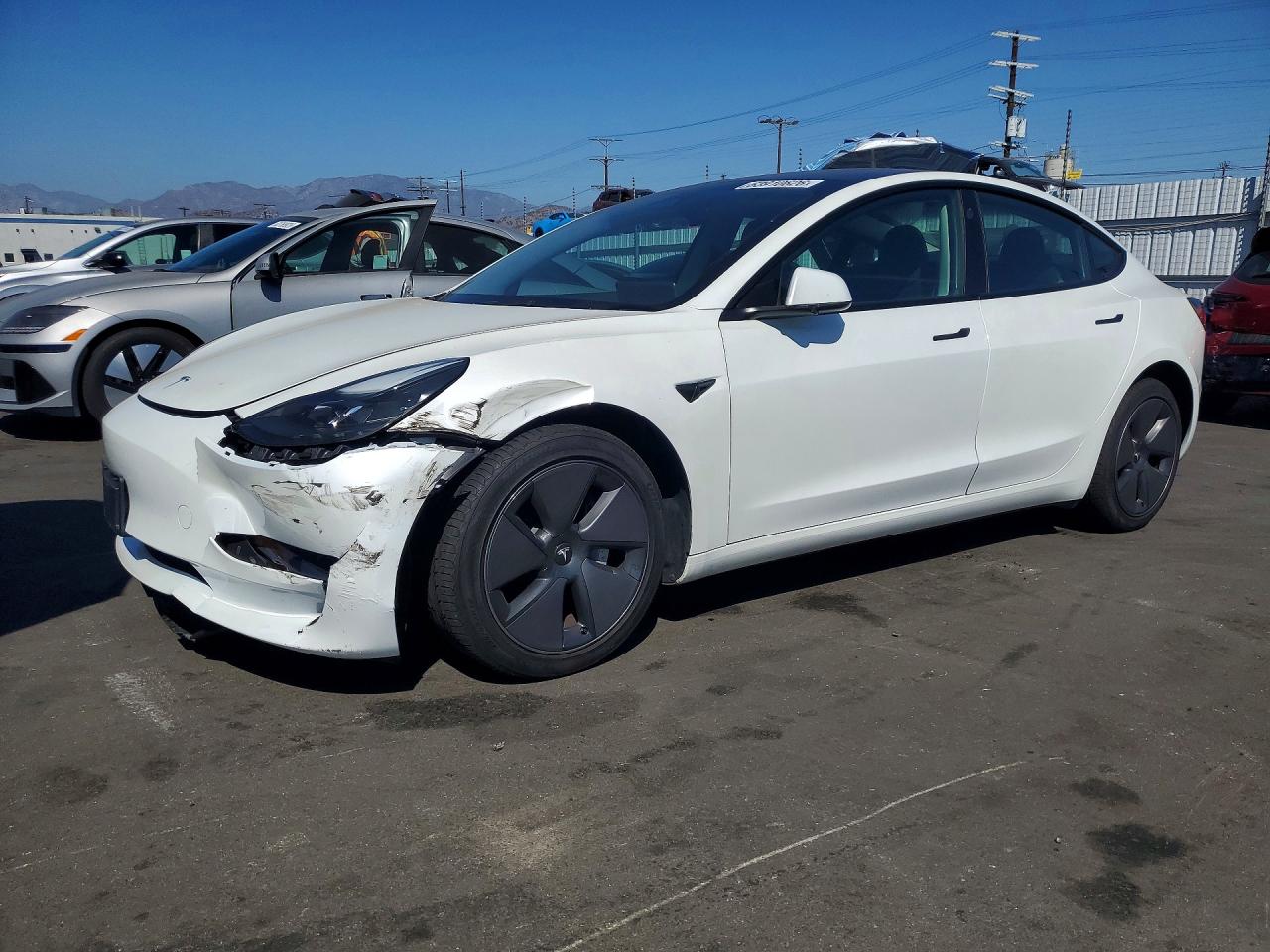 5YJ3E1EA5PF672878 · 2023 TESLA MODEL 3