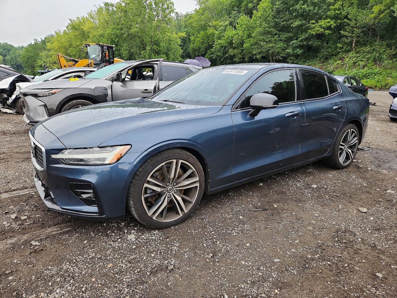 7JRA22TM1KG017295 · 2019 VOLVO S60