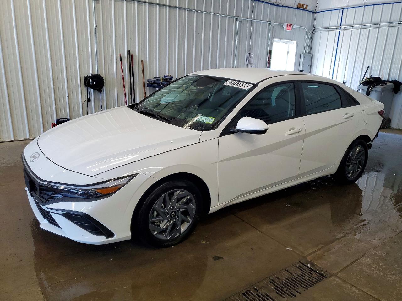 KMHLM4DJ6TU200577 · 2026 HYUNDAI ELANTRA HYBRID
