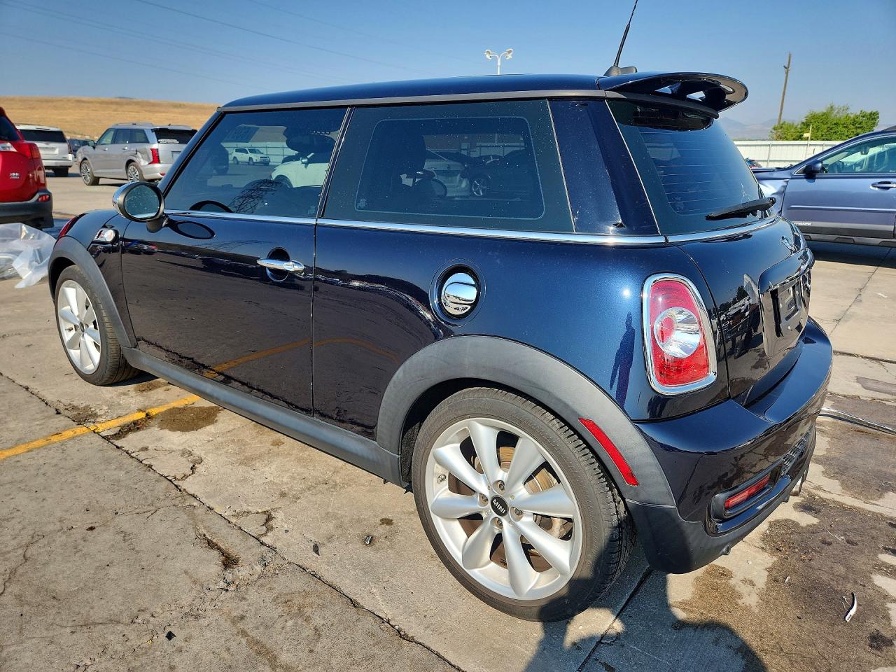 WMWSV3C55DT394213 · 2013 MINI COOPER · 2/13