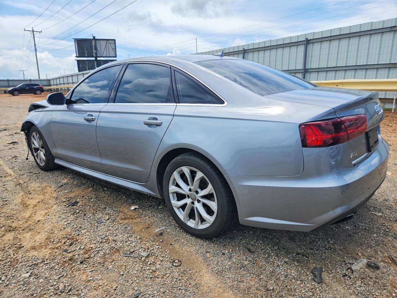 WAUG8AFC4JN095758 · 2018 AUDI A6 · 2/13