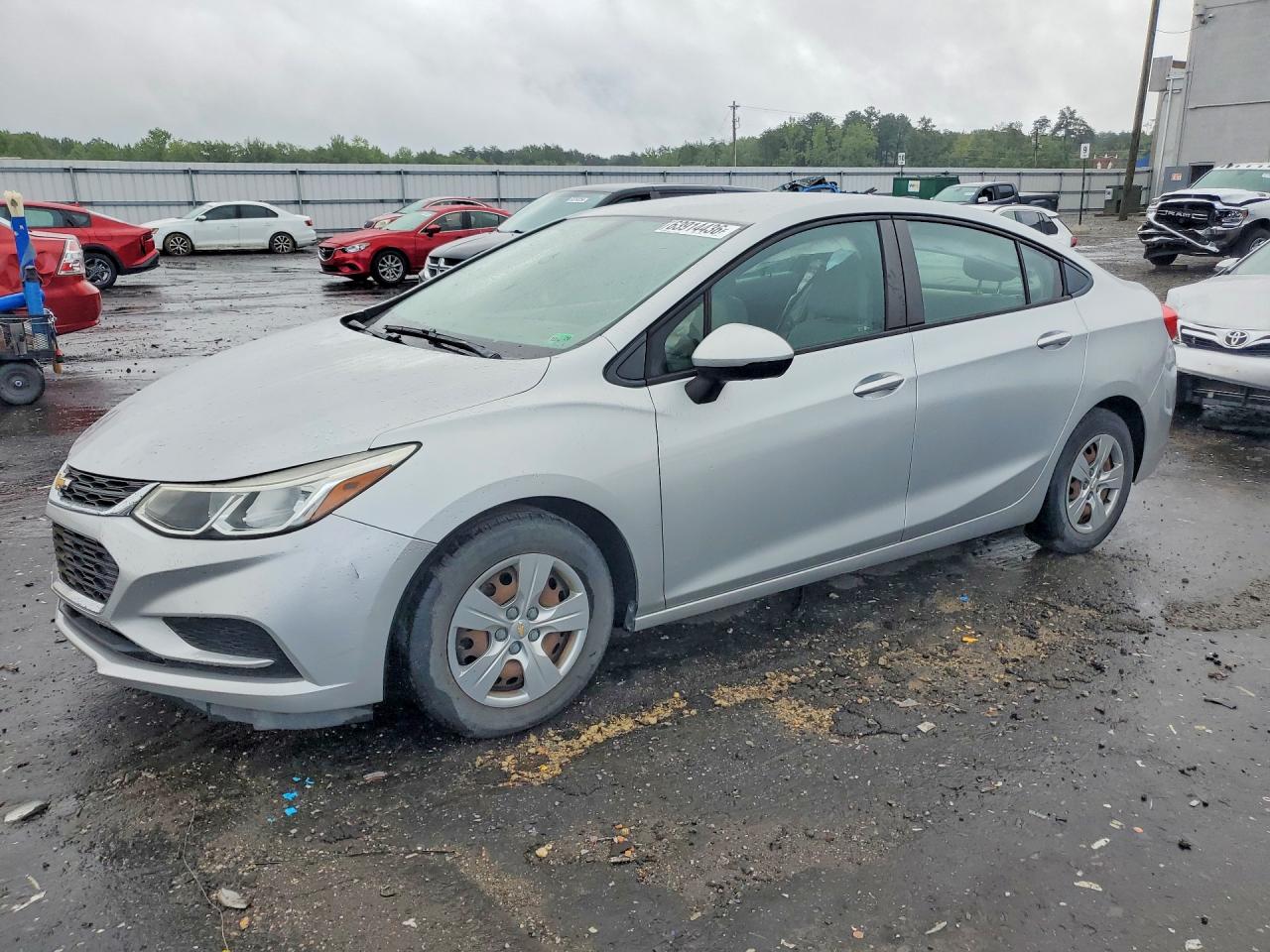 1G1BC5SM6J7125440 · 2018 CHEVROLET CRUZE