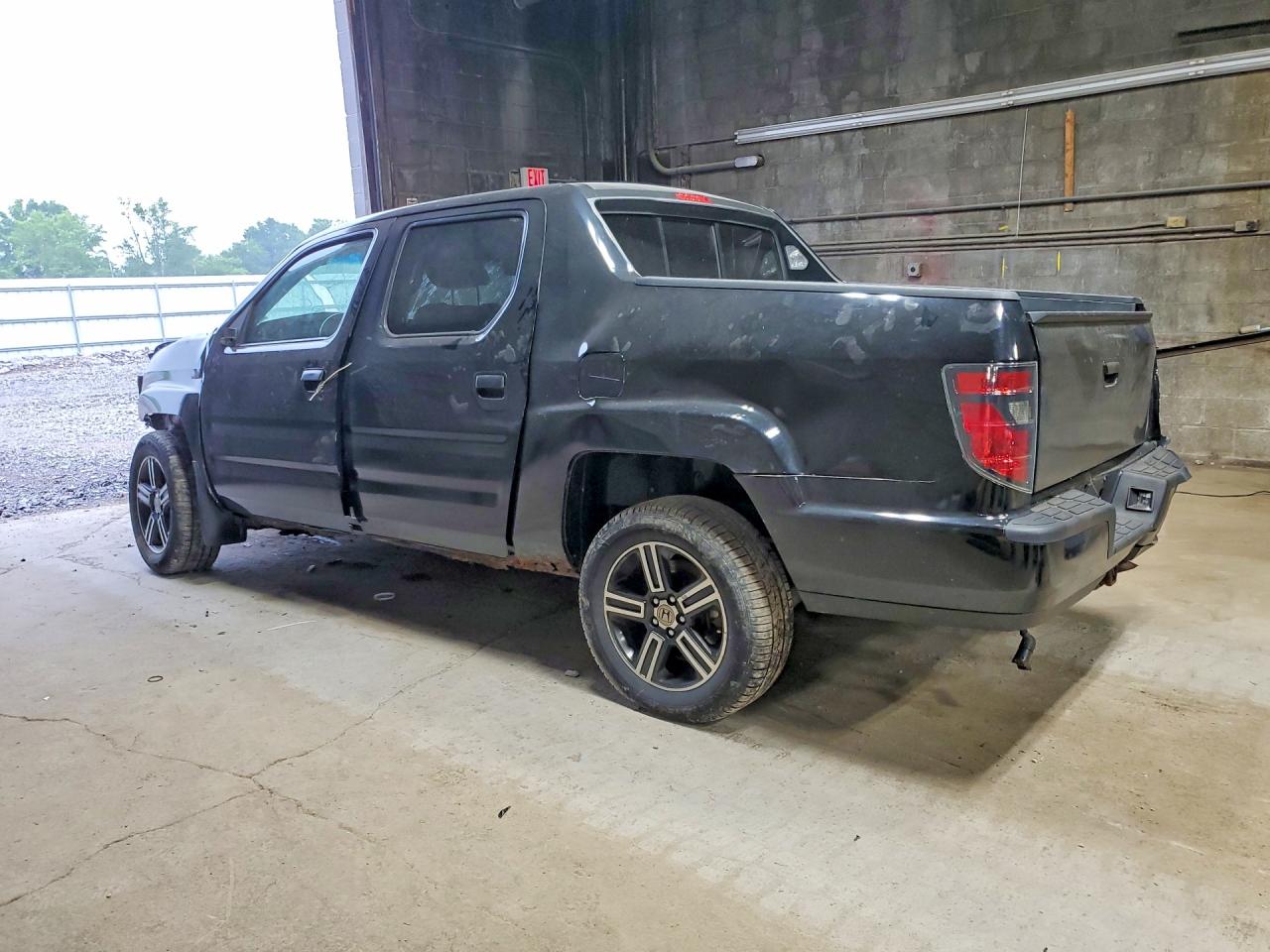 5FPYK1F76CB453866 · 2012 HONDA RIDGELINE · 2/13