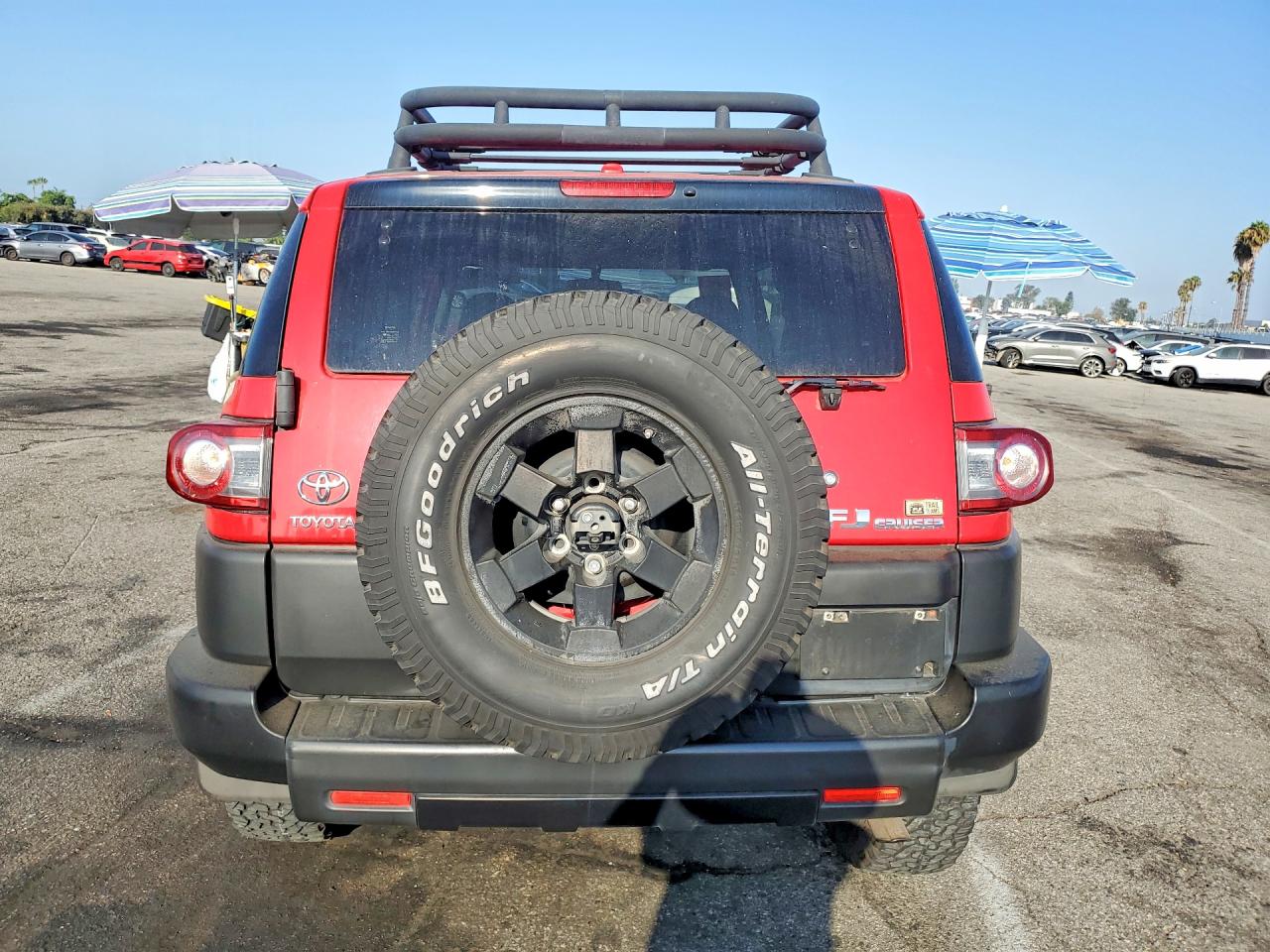JTEBU4BF1CK131562 · 2012 TOYOTA FJ CRUISER · 6/12