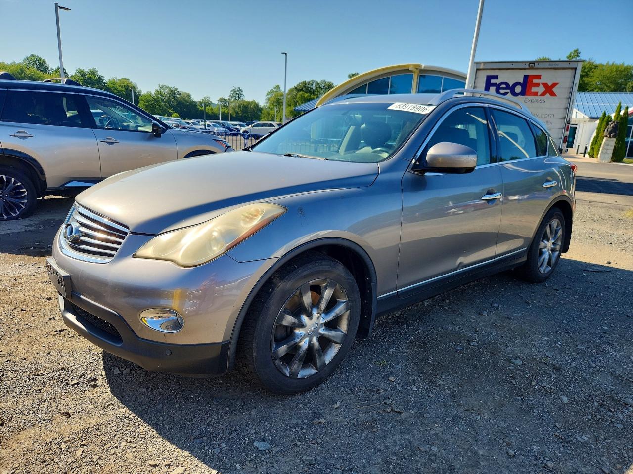 JN1AJ0HR2AM757354 · 2010 INFINITI EX35