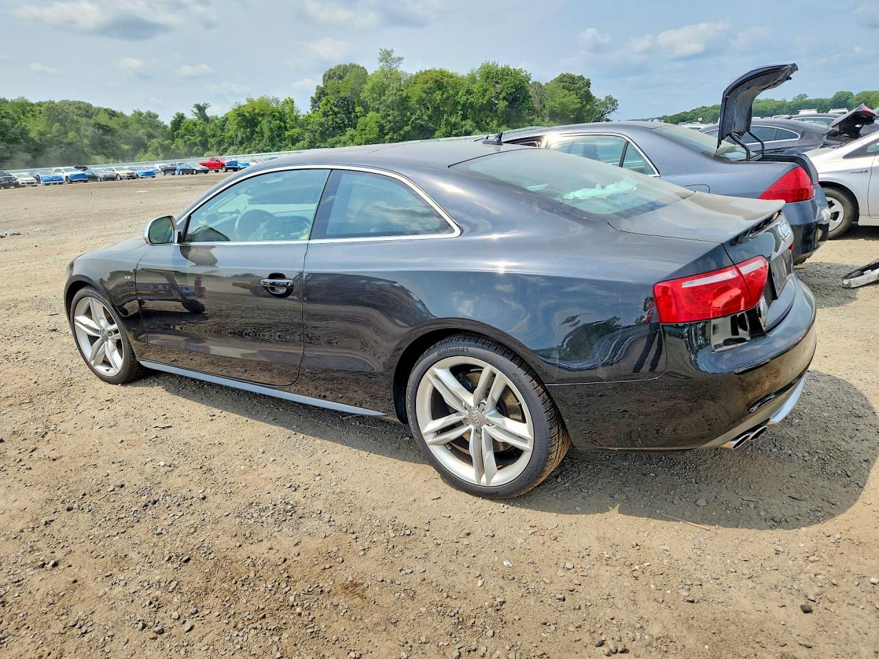 WAURV78T49A058147 · 2009 AUDI S5 · 2/13