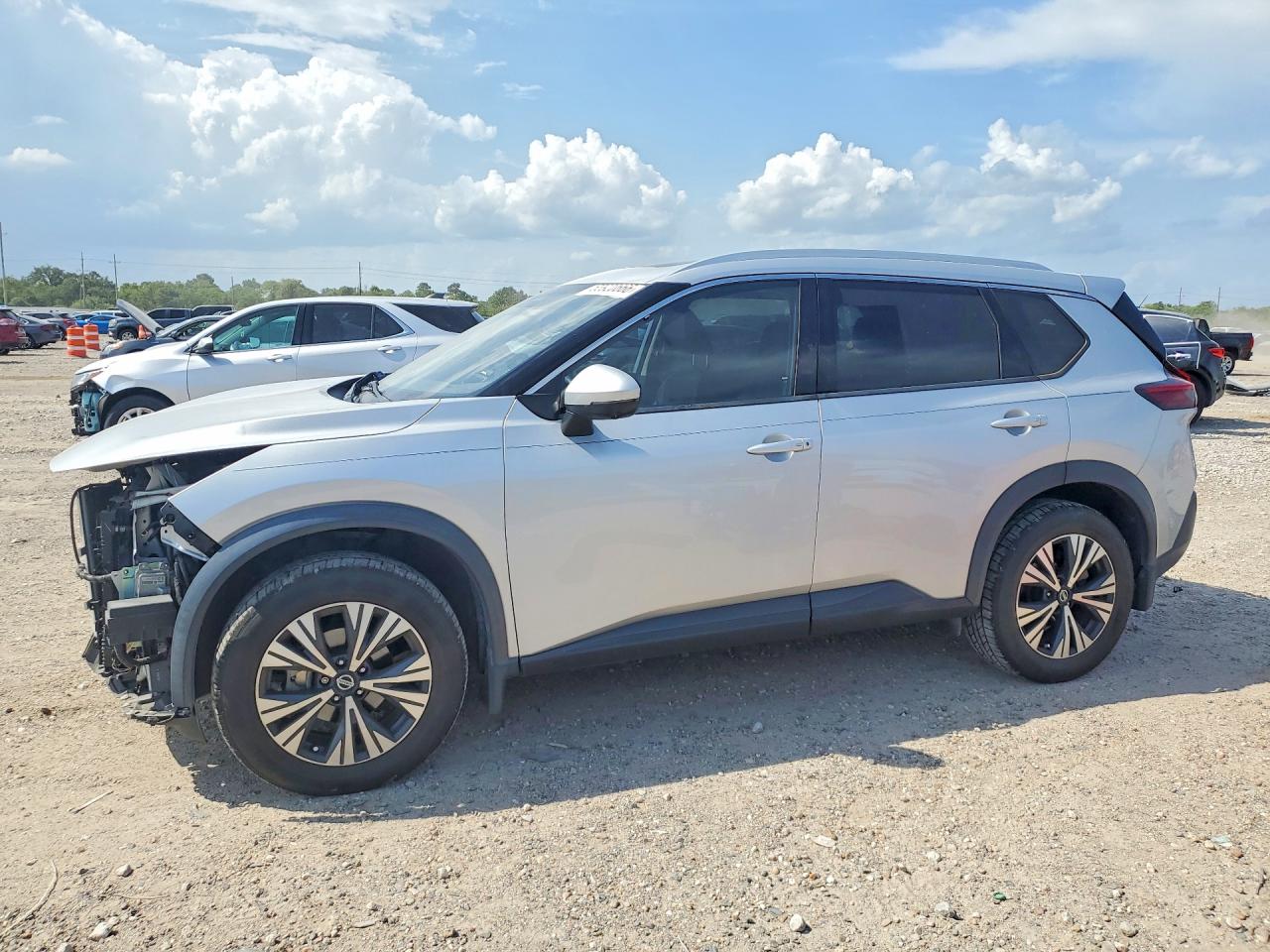 5N1AT3BA8MC713361 · 2021 NISSAN ROGUE
