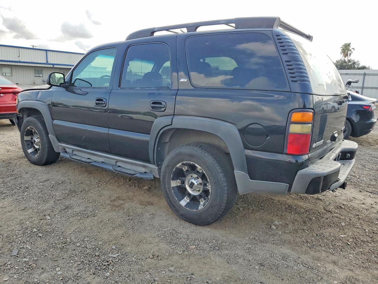 1GNEC13T35R223412 · 2005 CHEVROLET TAHOE · 2/13