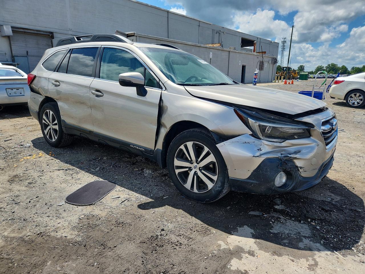 4S4BSANC2J3333405 · 2018 SUBARU OUTBACK · 4/13