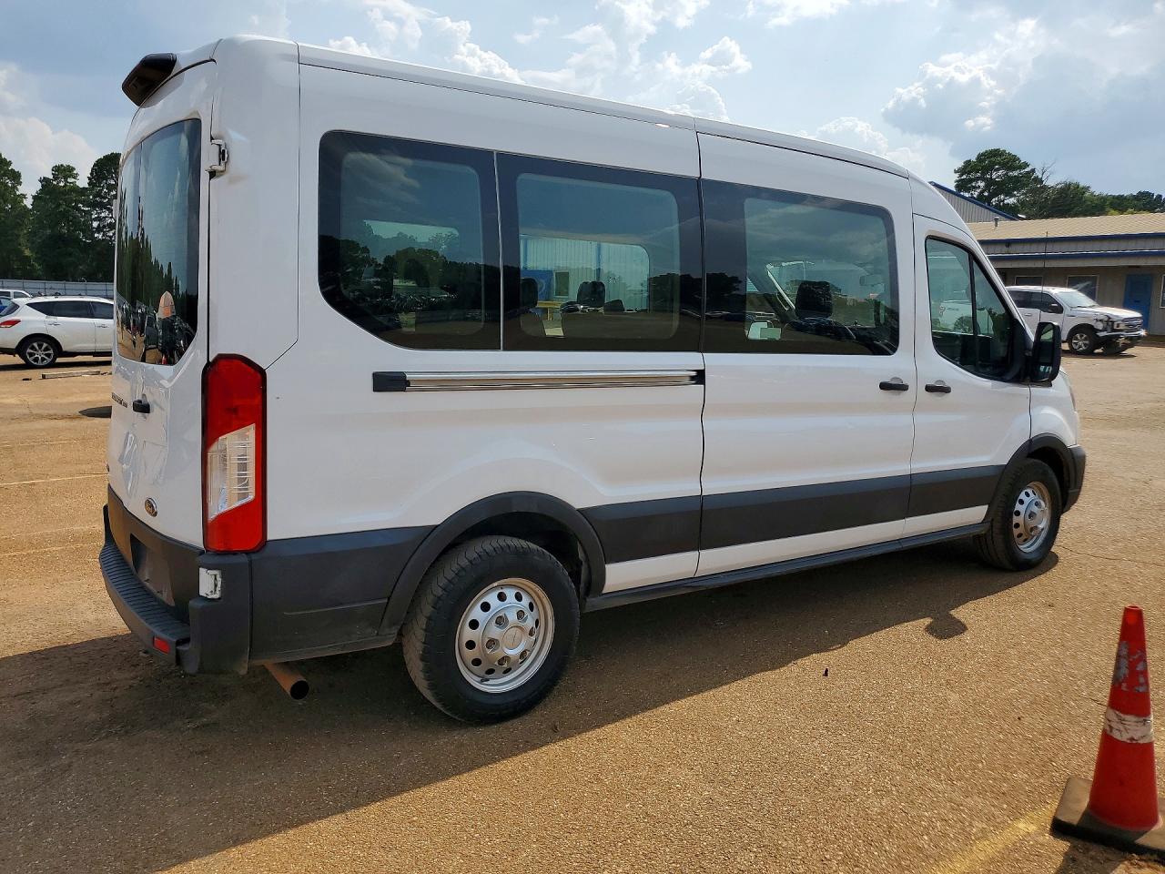 1FBAX9C80MKA42611 · 2021 FORD TRANSIT · 3/13