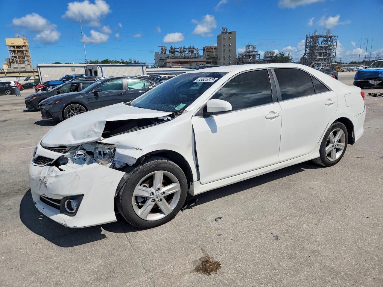 4T1BF1FK0EU306696 · 2014 TOYOTA CAMRY
