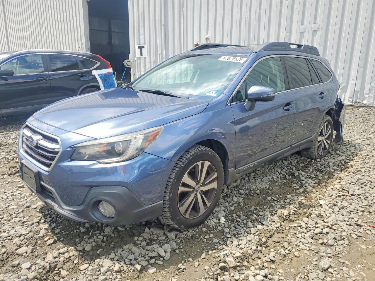 4S4BSANC8J3369938 · 2018 SUBARU OUTBACK