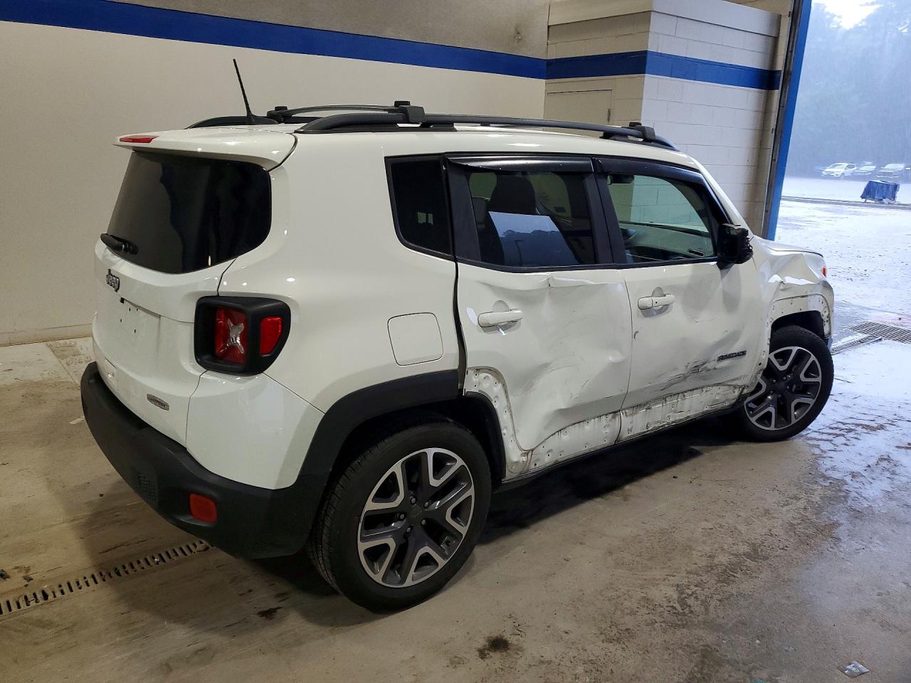 ZACCJABB3JPJ24495 · 2018 JEEP RENEGADE · 3/14