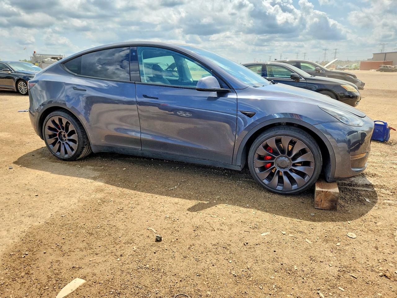 7SAYGDEF5NF308148 · 2022 TESLA MODEL Y · 4/12