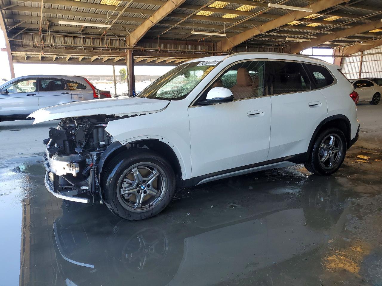 WBX73EF01T5621185 · 2026 BMW X1