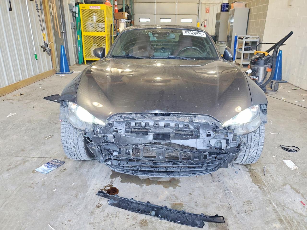 JM1NDAM73H0100984 · 2017 MAZDA MX-5 MIATA · 5/12