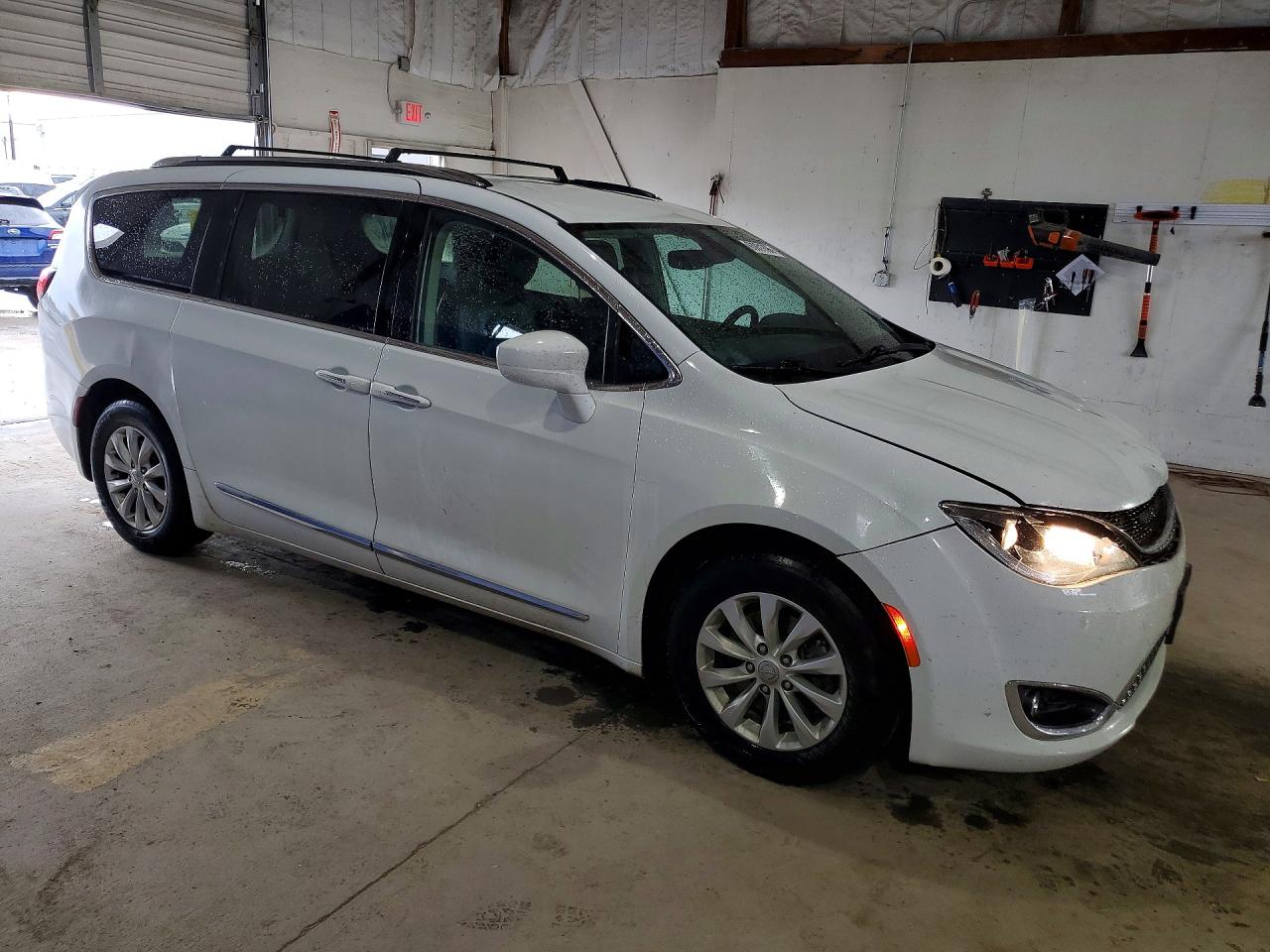 2C4RC1BG8KR539733 · 2019 CHRYSLER PACIFICA · 4/12