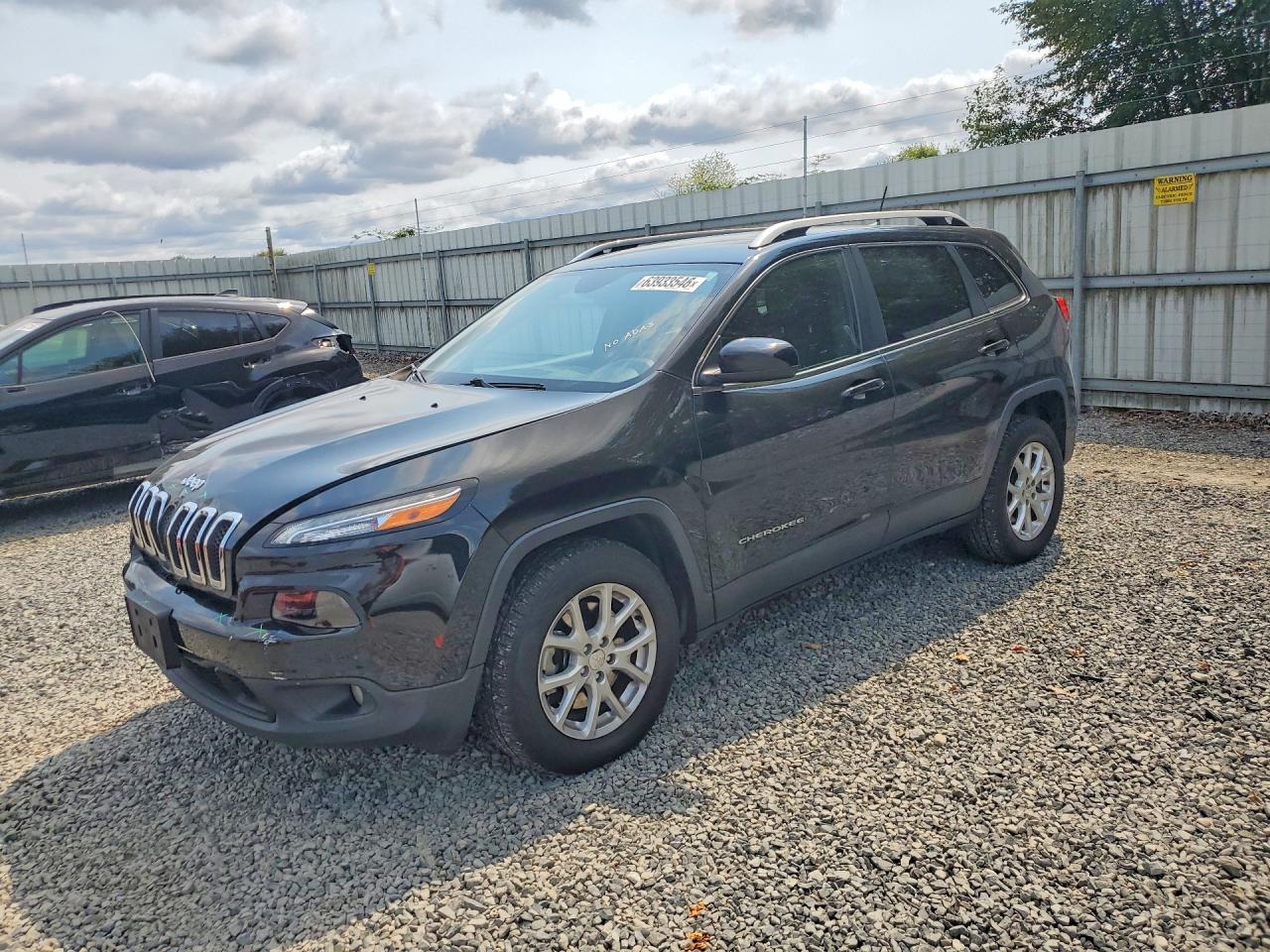 1C4PJMCS5GW244251 · 2016 JEEP CHEROKEE