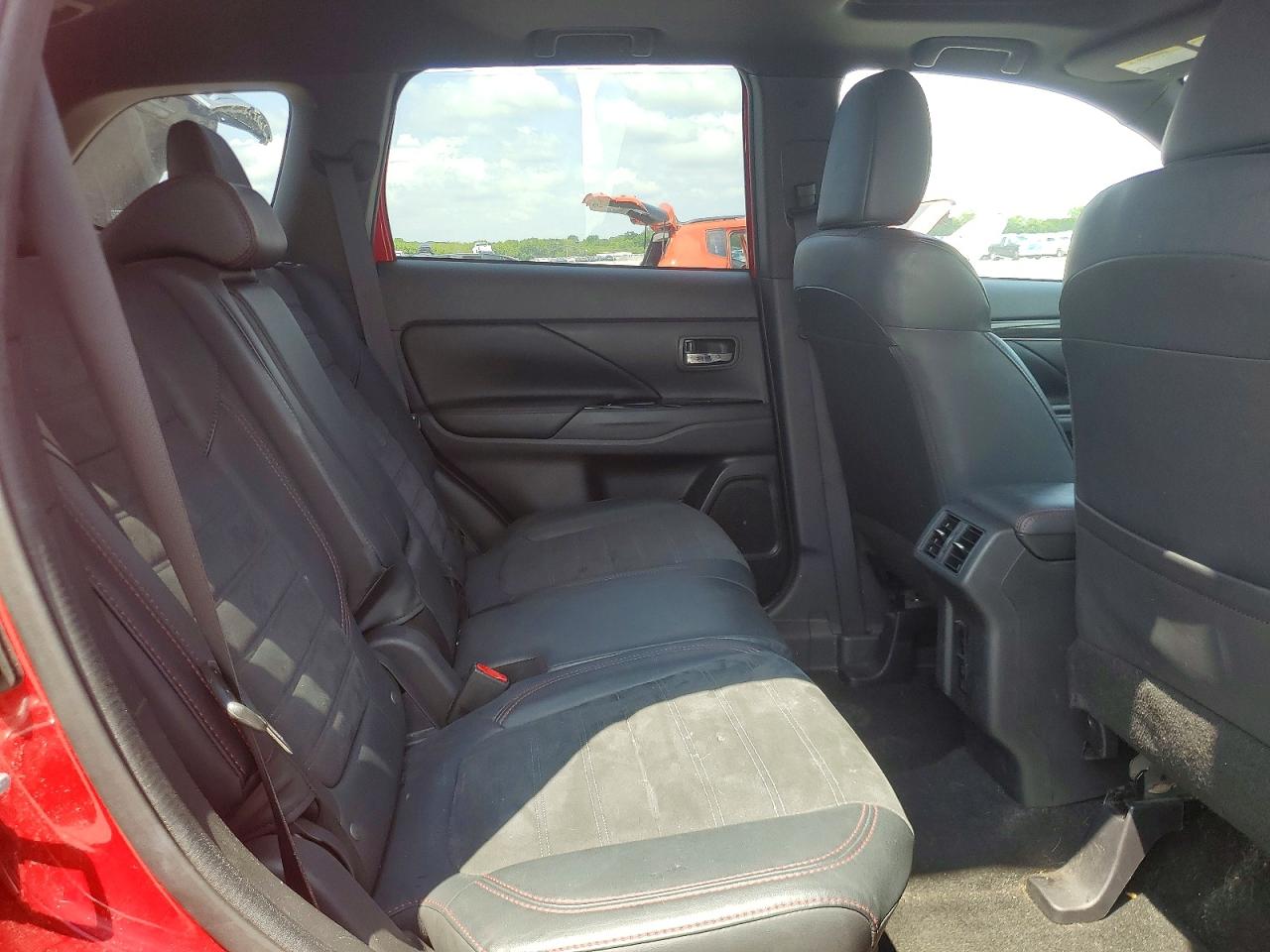 JA4AD3A30LZ008340 · 2020 MITSUBISHI OUTLANDER · 10/12