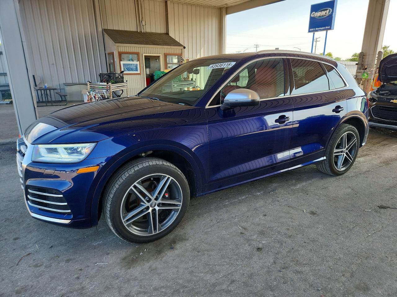 WA1A4AFY4J2148602 · 2018 AUDI SQ5