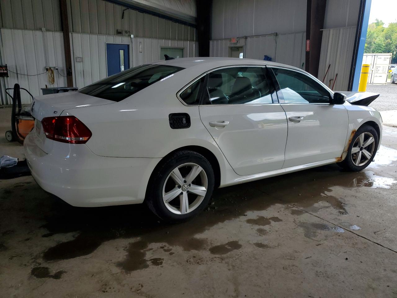 1VWBP7A34DC092043 · 2013 VOLKSWAGEN PASSAT · 3/13