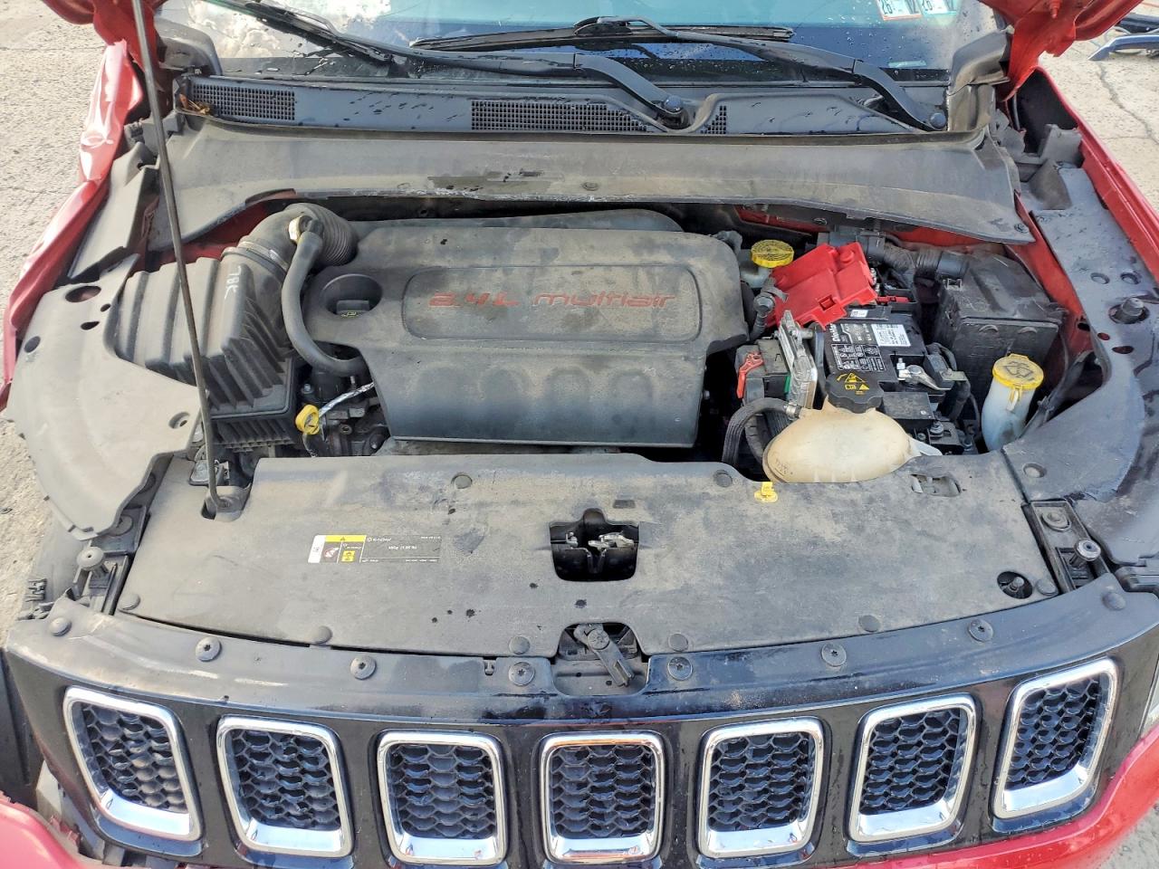 3C4NJDBB8KT628614 · 2019 JEEP COMPASS · 11/12