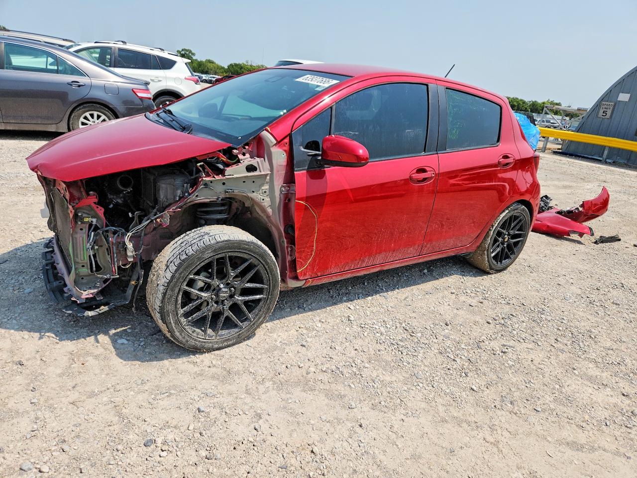 VNKKTUD3XHA075197 · 2017 TOYOTA YARIS