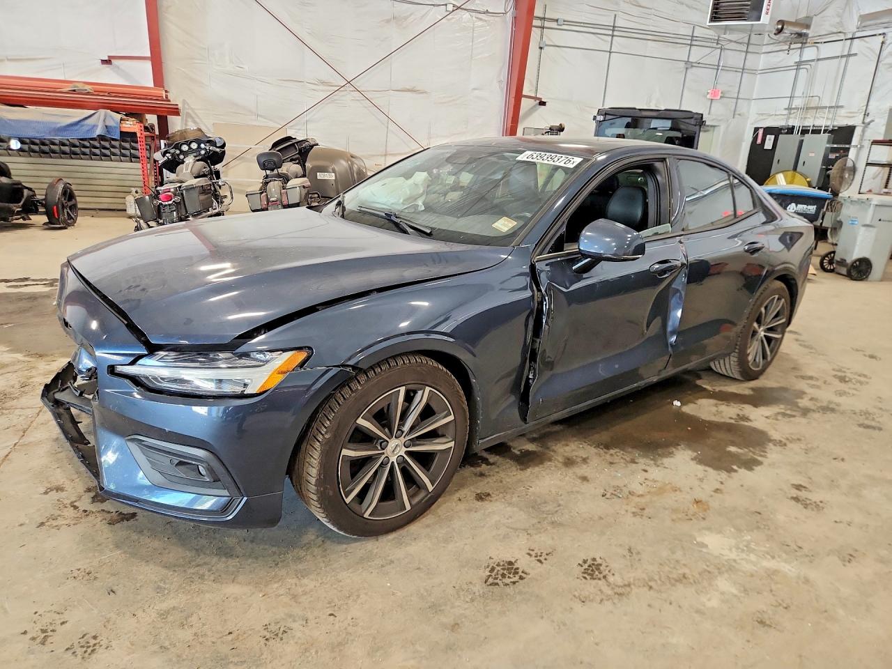 7JR102FKXMG096596 · 2021 VOLVO S60