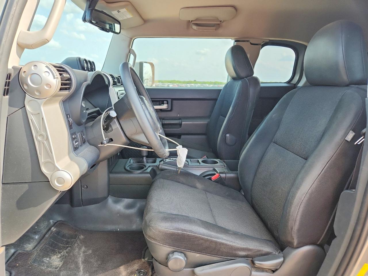 JTEBU4BF1CK117709 · 2012 TOYOTA FJ CRUISER · 7/12
