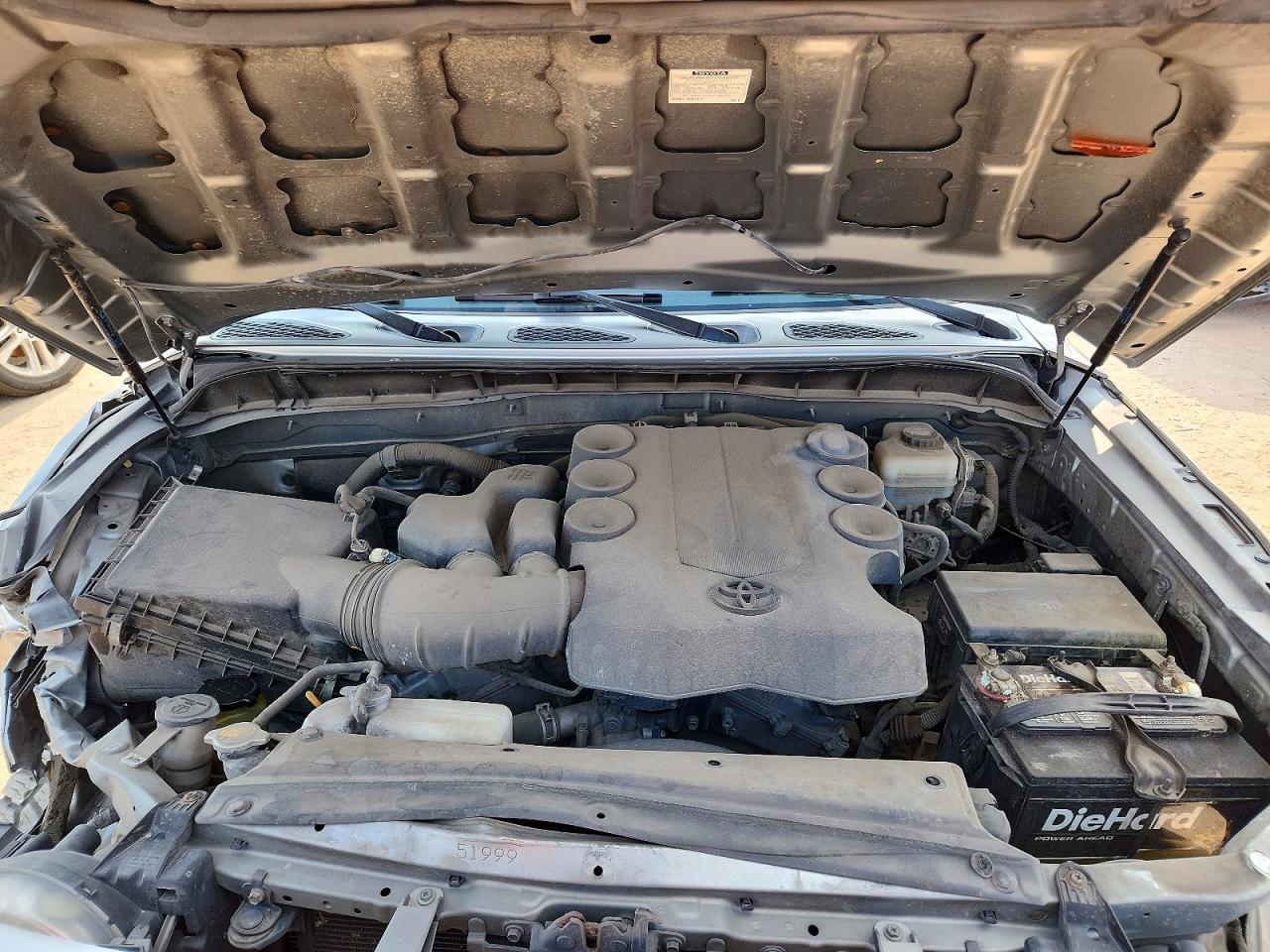 JTEBU4BF1CK117709 · 2012 TOYOTA FJ CRUISER · 11/12