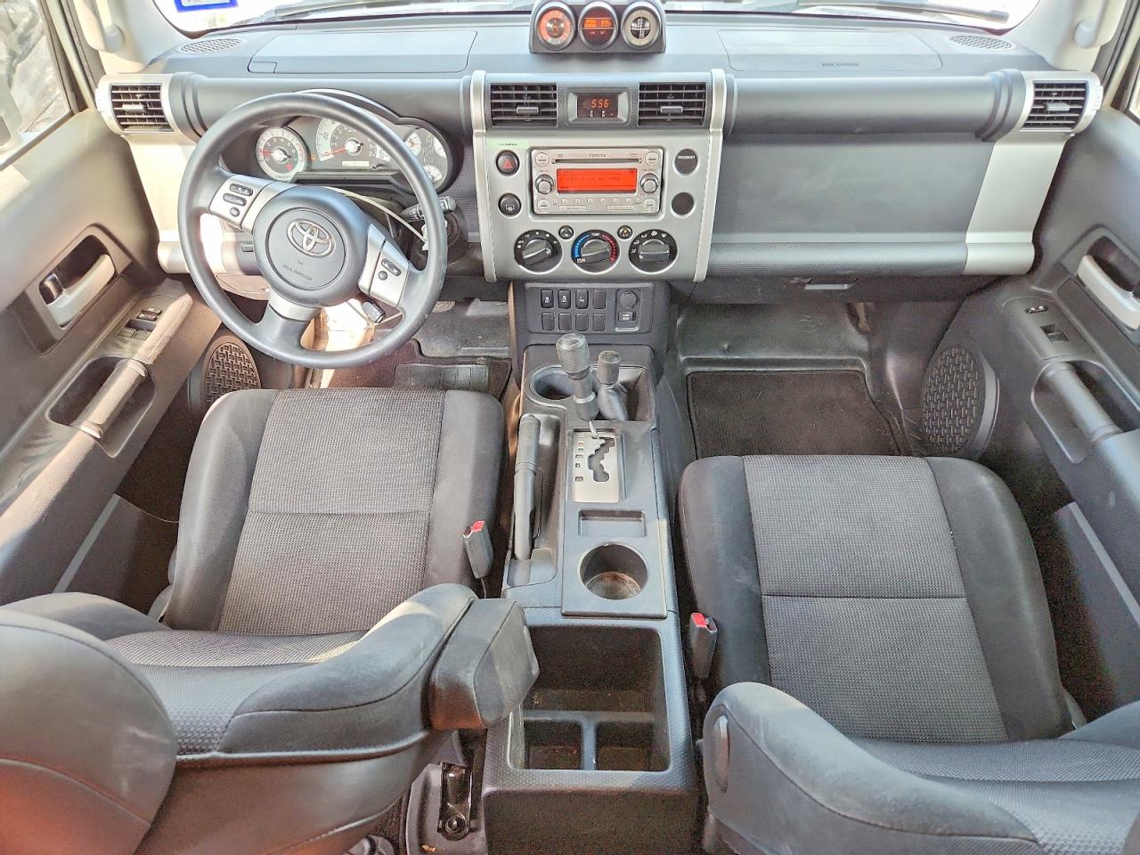 JTEBU4BF1CK117709 · 2012 TOYOTA FJ CRUISER · 8/12