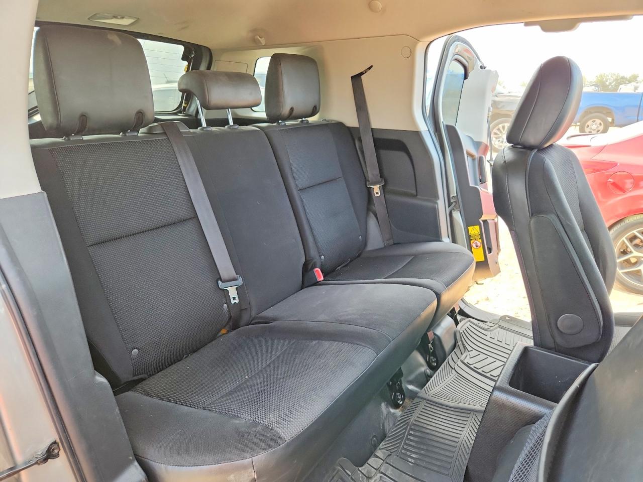 JTEBU4BF1CK117709 · 2012 TOYOTA FJ CRUISER · 10/12