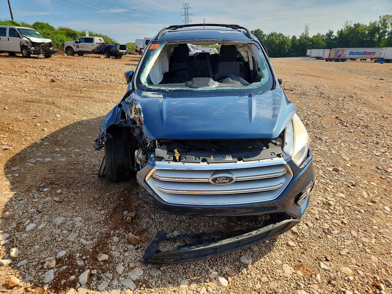 1FMCU0GD4JUB03454 · 2018 FORD ESCAPE · 5/13