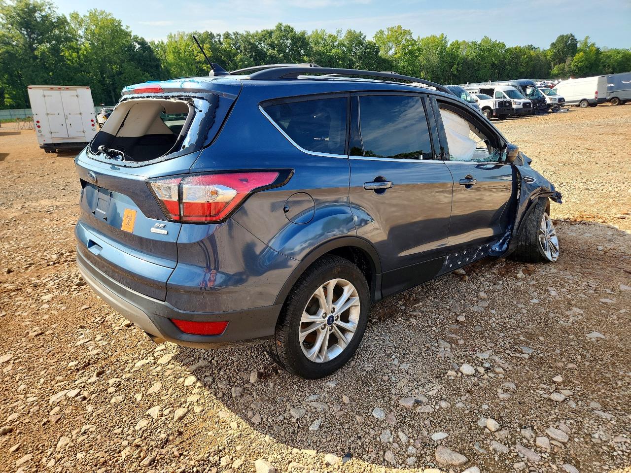 1FMCU0GD4JUB03454 · 2018 FORD ESCAPE · 3/13