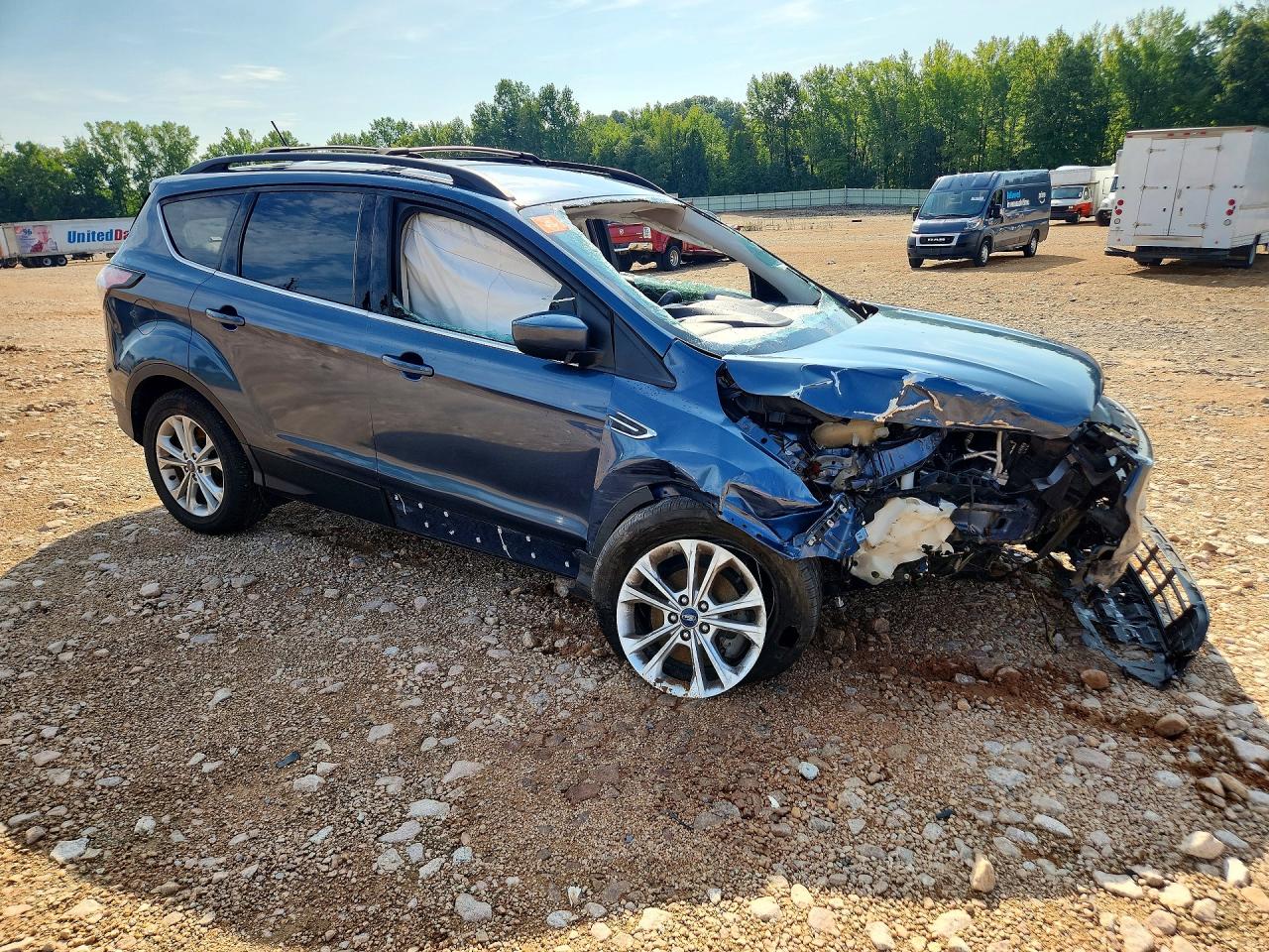 1FMCU0GD4JUB03454 · 2018 FORD ESCAPE · 4/13