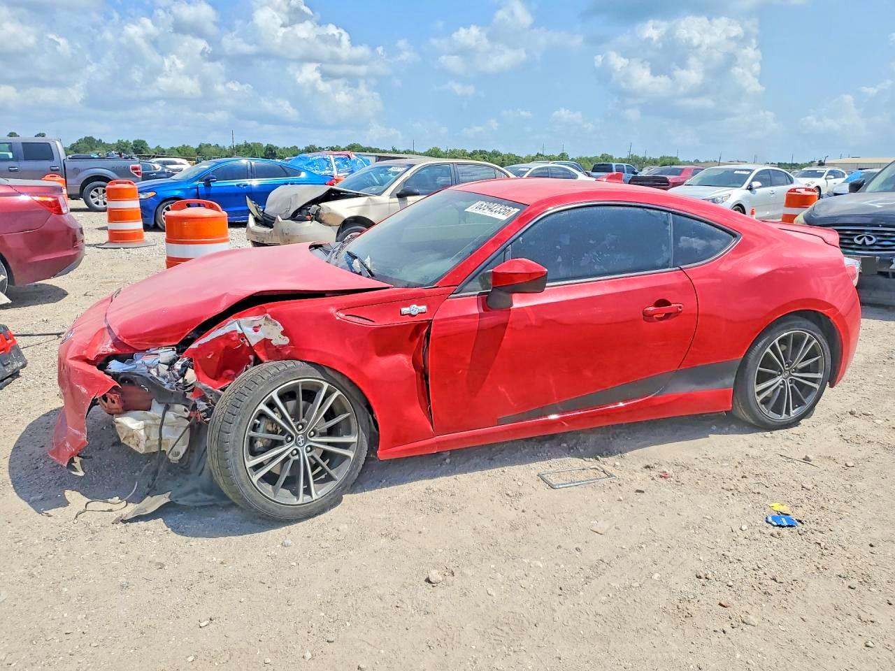 JF1ZNAA12G8709066 · 2016 SCION FR-S