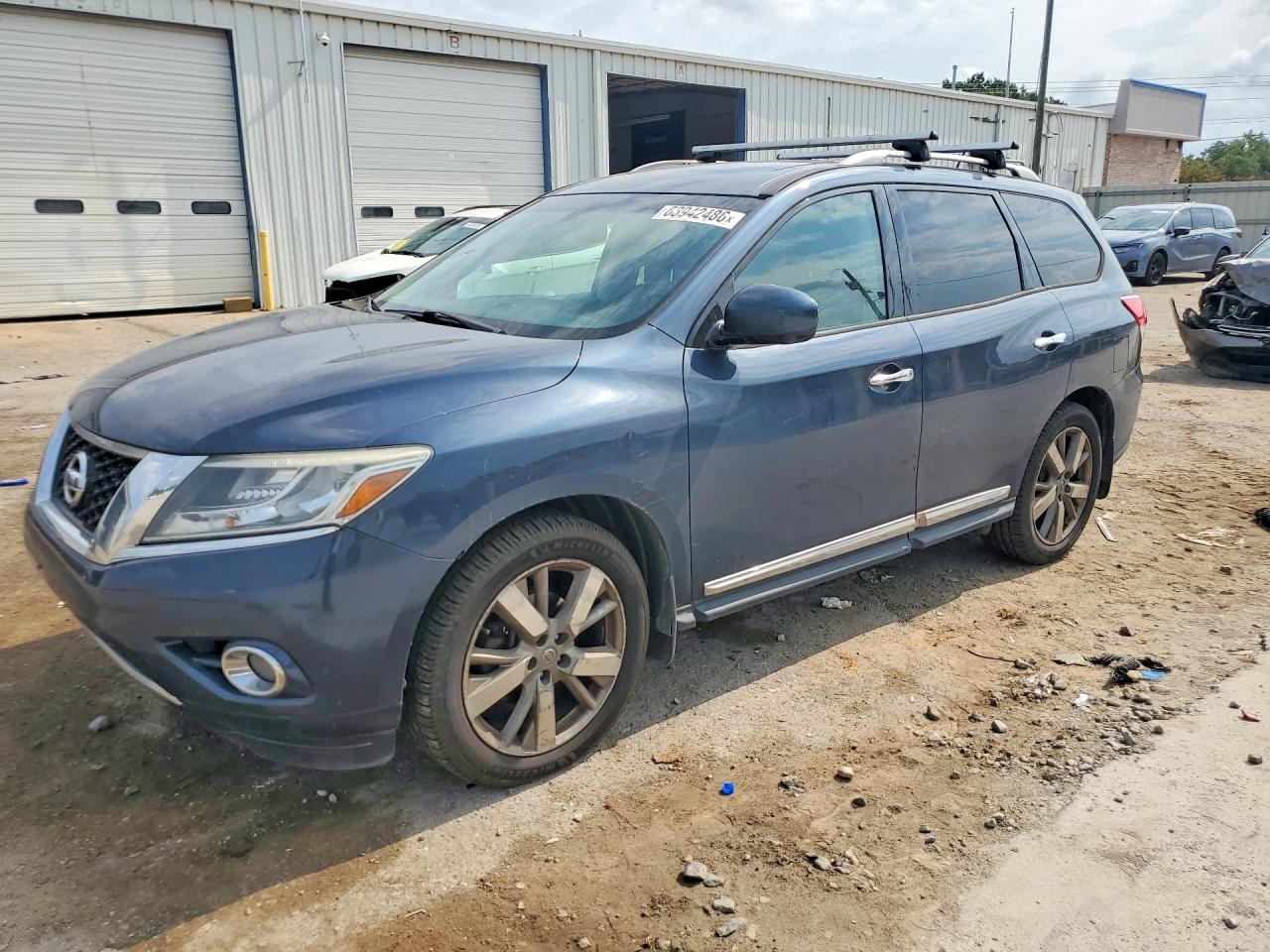 2016 NISSAN PATHFINDER