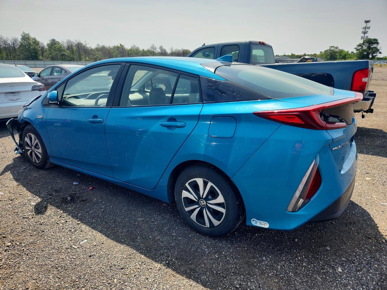 JTDKARFP7H3047616 · 2017 TOYOTA PRIUS PRIME · 2/12