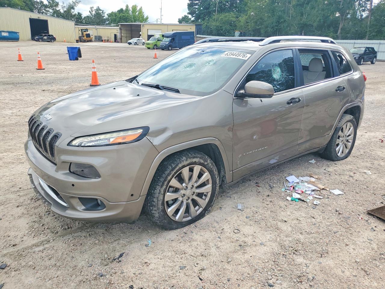 1C4PJLJS4GW315520 · 2016 JEEP CHEROKEE