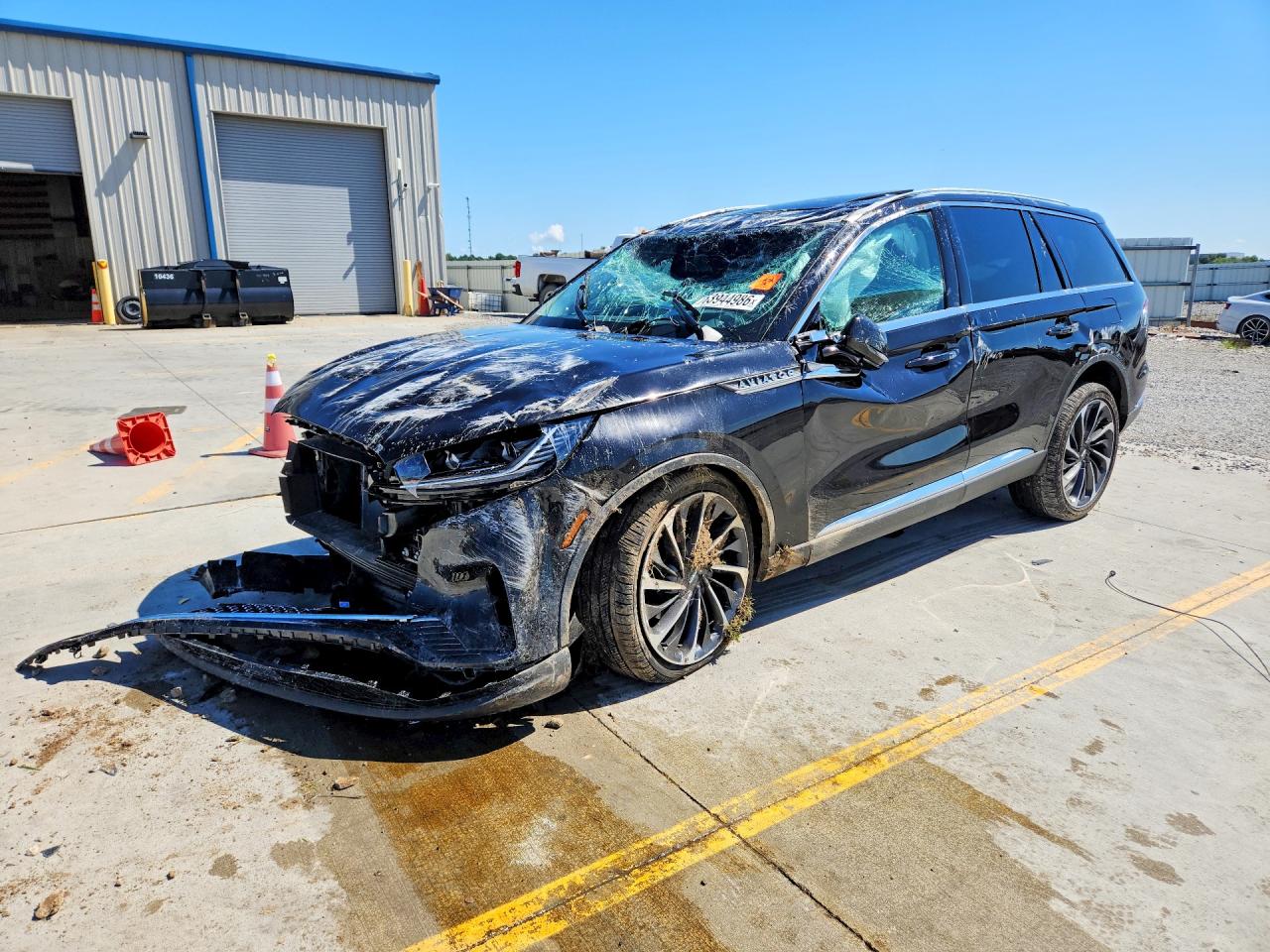 5LM5J7XC0SGL17968 · 2025 LINCOLN AVIATOR