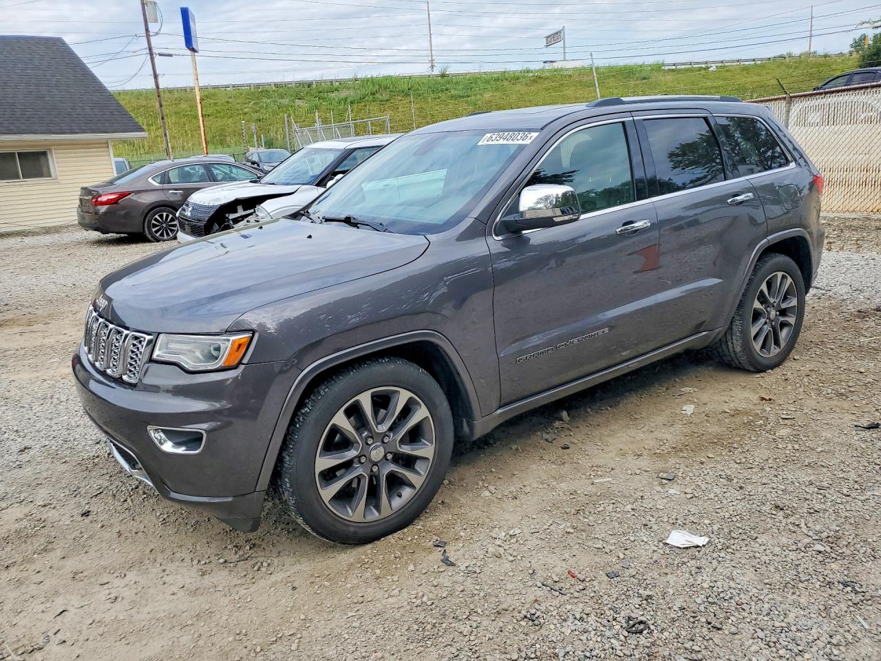 1C4RJFCG3HC694810 · 2017 JEEP GRAND CHEROKEE