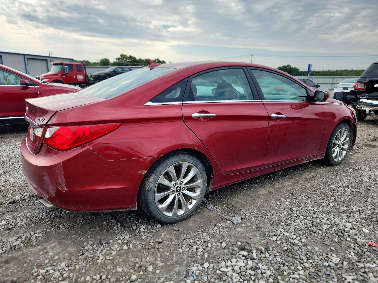 5NPEC4AB7CH453012 · 2012 HYUNDAI SONATA · 3/12