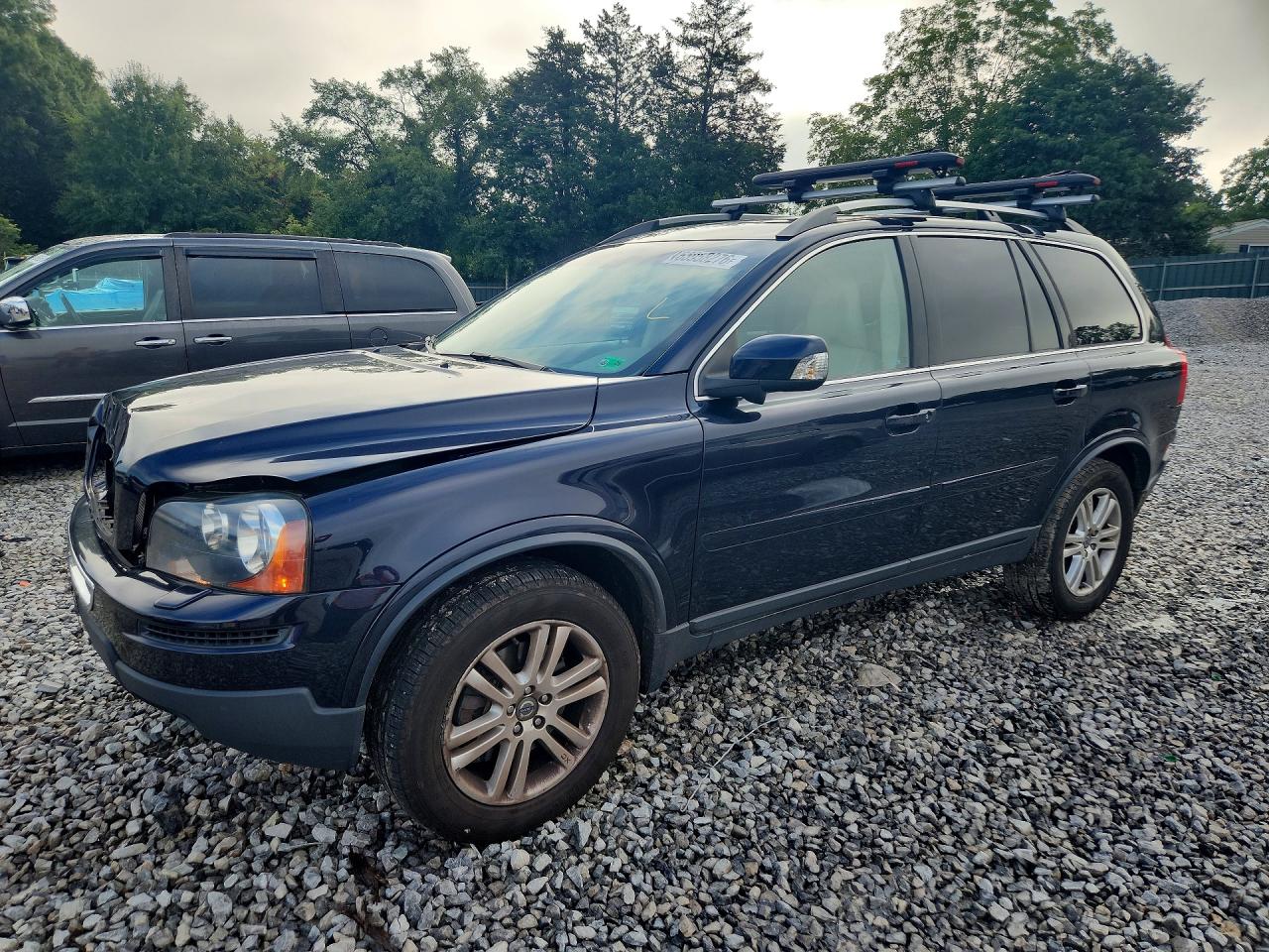2011 VOLVO XC90